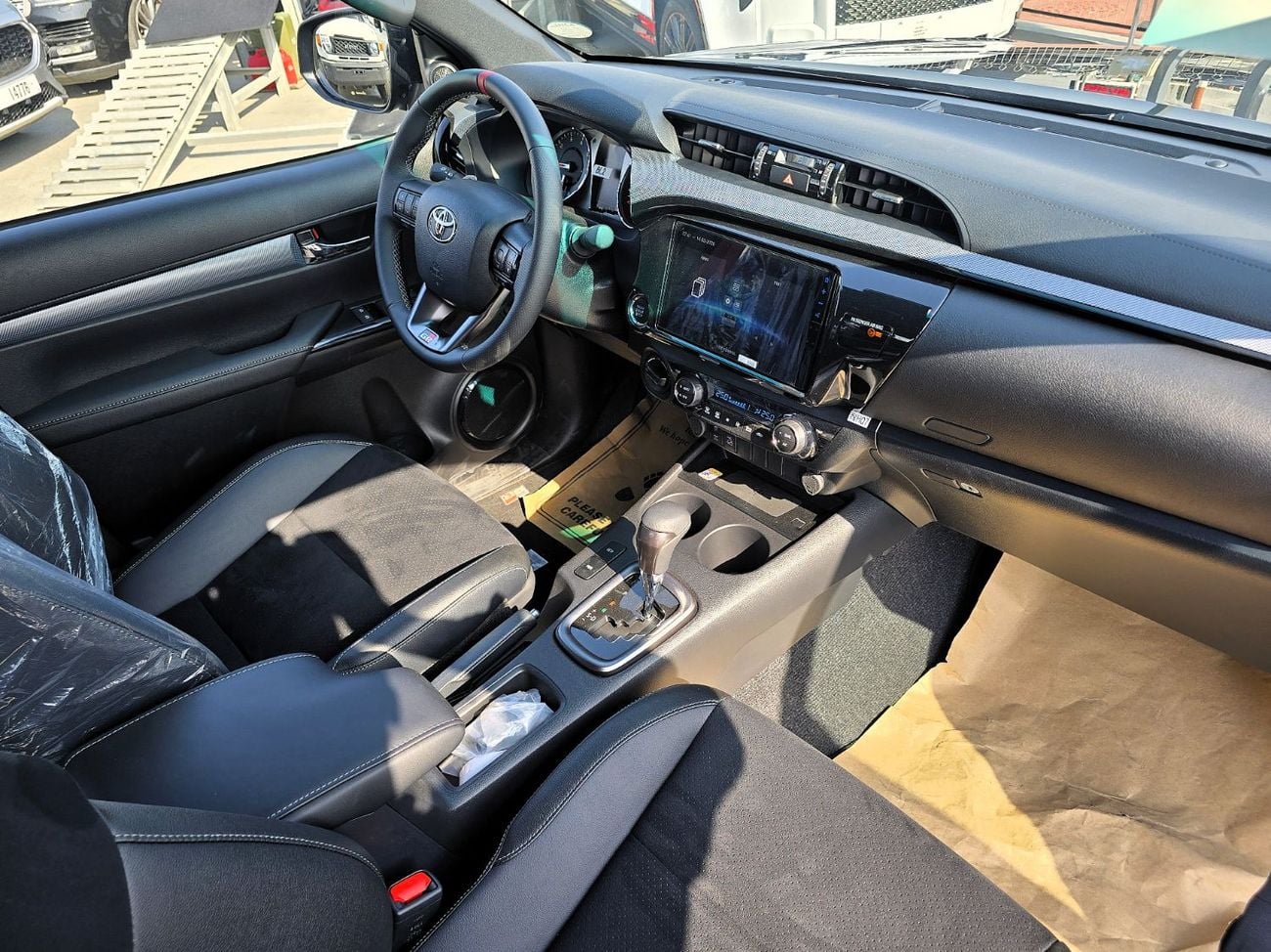 تويوتا هيلوكس GR Sport 2.8L