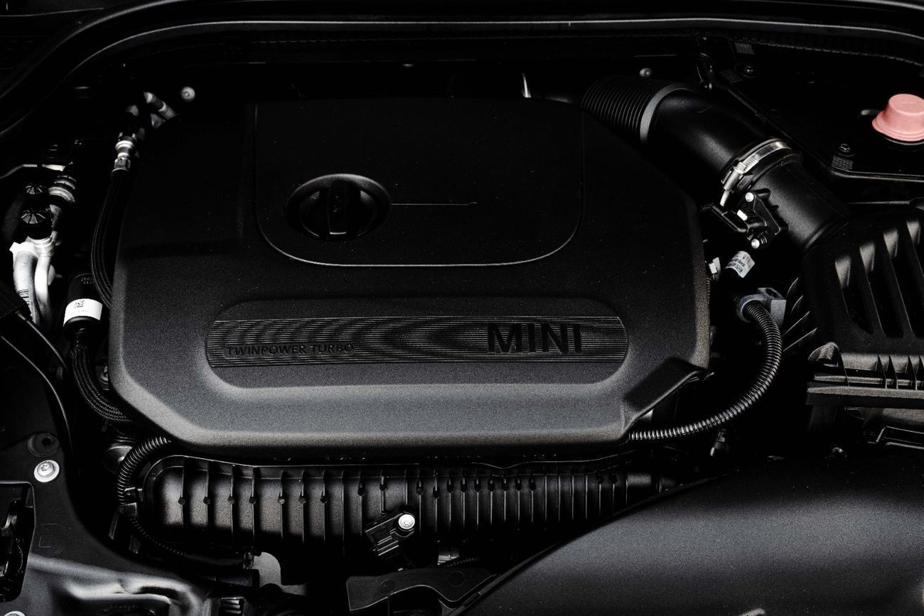 Mini John Cooper Works 2,370 P.M  | 0% Downpayment |  Mini John Cooper Works | AGENCY WAR!