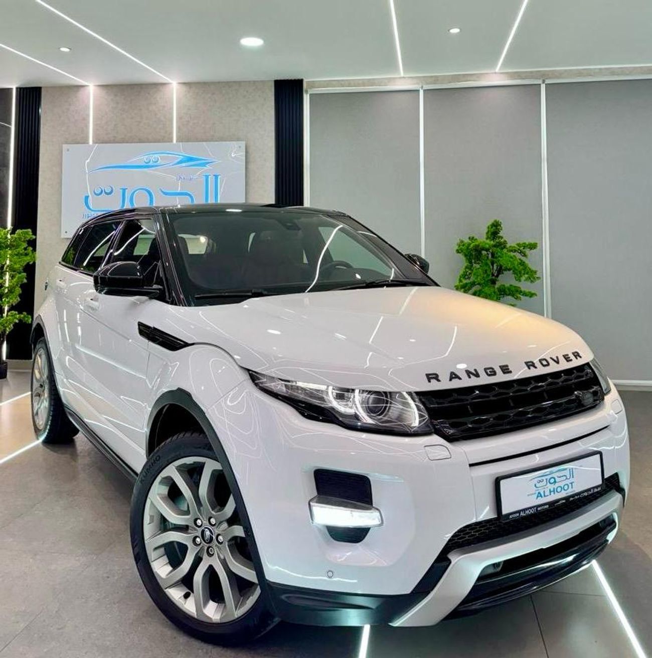 لاند روفر رانج روفر إيفوك Dynamic Plus 2.0L (5 Door) BEST RANGE ROVER EVOQUE || GCC || TOP RANGE || FREE ACCIDENTS || PANORAMI