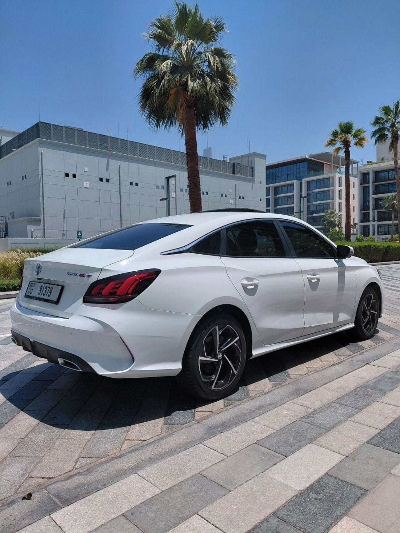 MG GT LUXURY