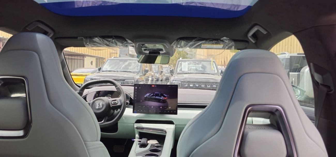 زيكر 001 Long Range RWD