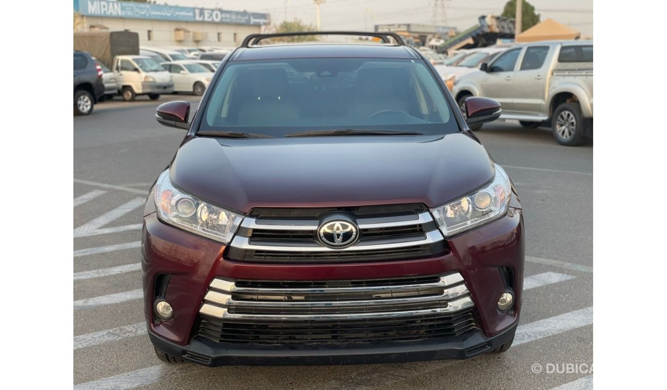 Toyota Highlander 2019 Toyota Highlander LE 2.4L V4 MidOption