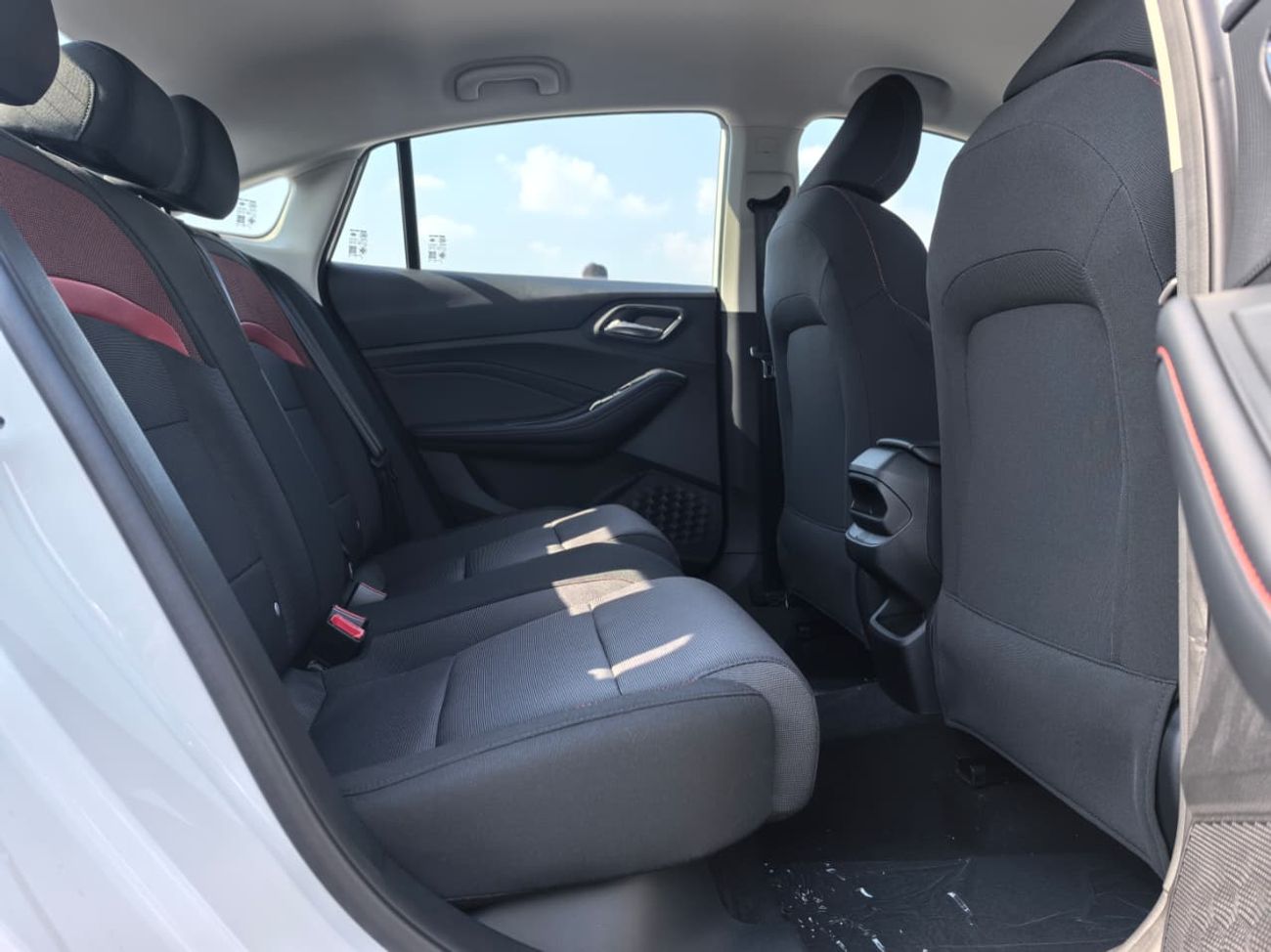 MG 5 MG5 MANUAL TRANSMISSION 1.5 L ; V4