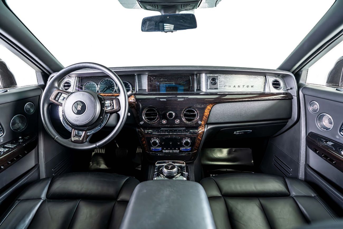 Rolls-Royce Phantom Std 6.8L Diamond Grey Exterior Color-24 Inch Chrome Rims-Star Light System