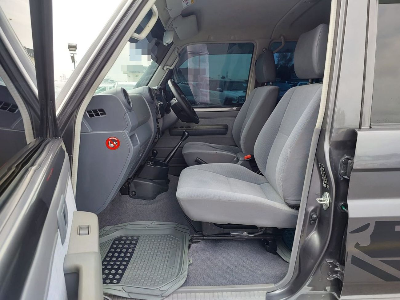 تويوتا لاند كروزر بيك آب TOYOTA LAND CRUISER PICKUP RHD 2016 MODEL 4.5 L DIESEL MANUAL(PM10973)