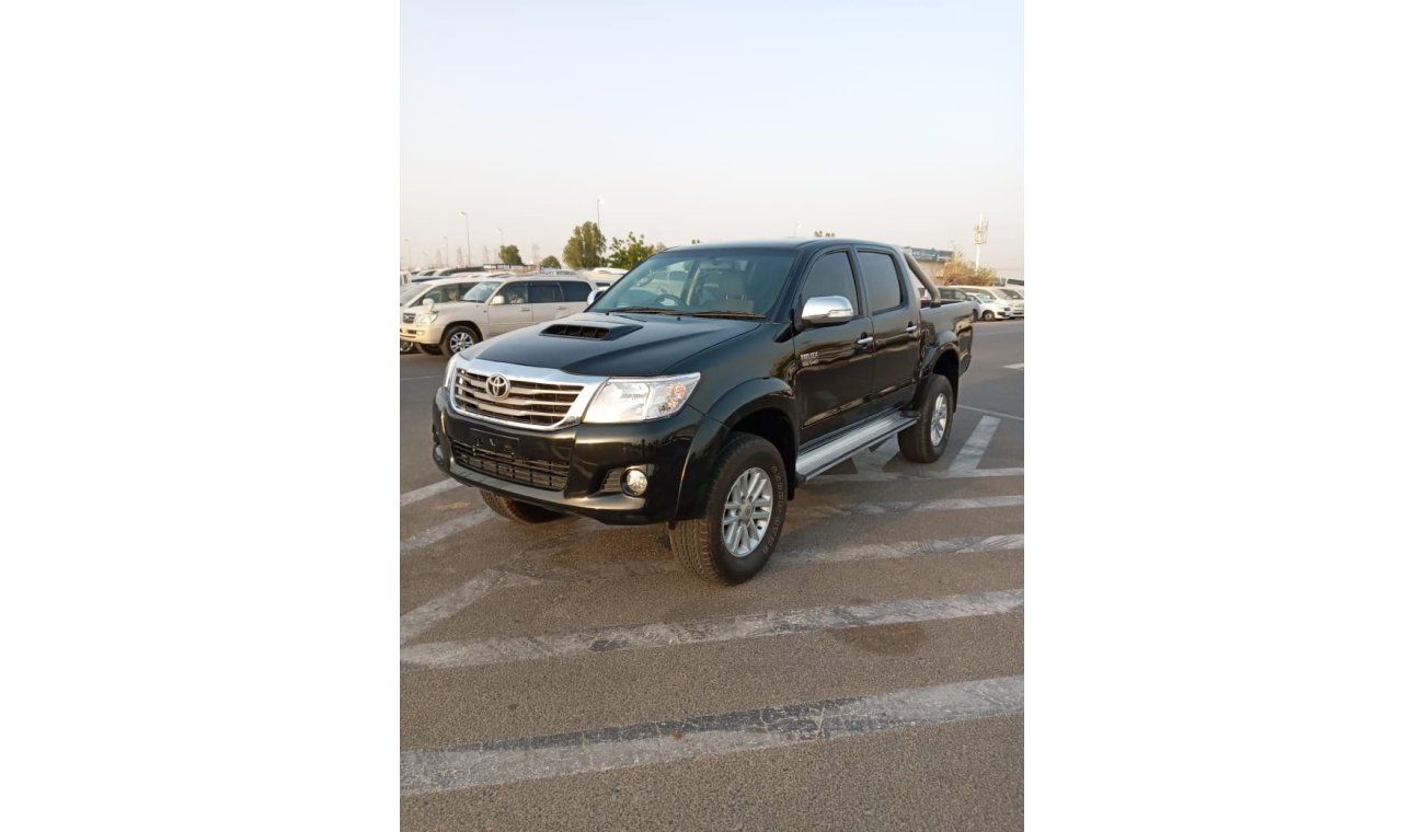 تويوتا هيلوكس TOYOTA HILUX PICK UP MODEL 2012 COLOUR BLACK GOOD CONDITION ONLY FOR EXPORT