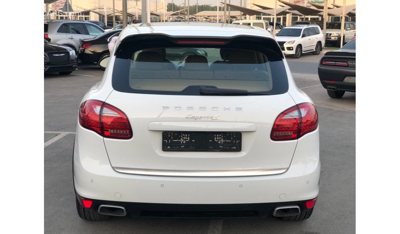 Porsche Cayenne S PORSCHE CAYENNE S MODEL 2014 GCC car perfect condition full option panoramic roof leather seats back