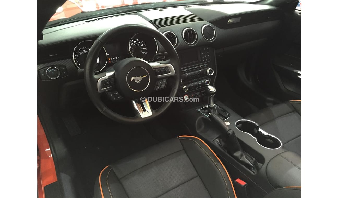 Ford Mustang Mustang V6 Cabriolet - 2015
