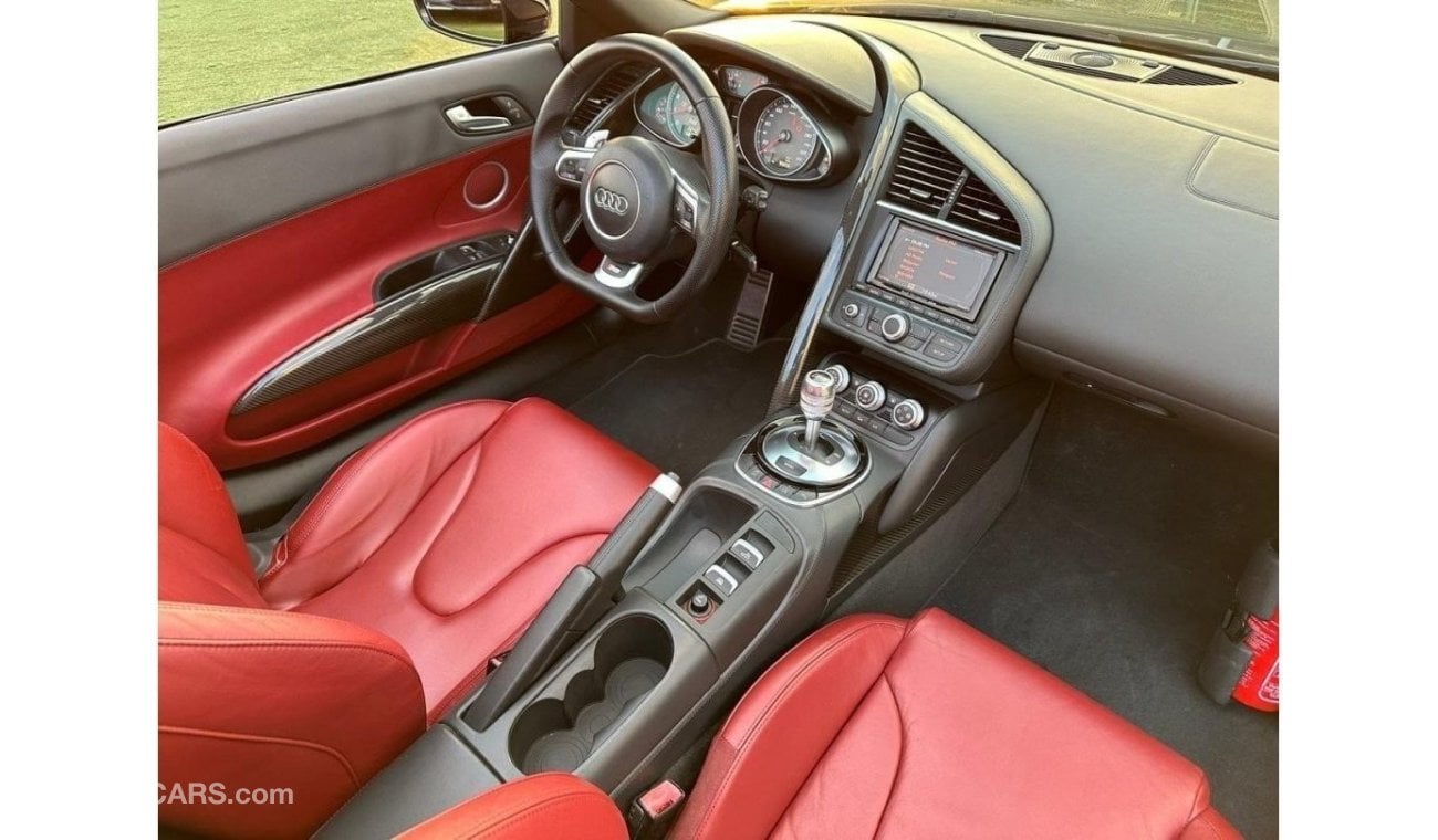 Audi R8 Spyder FSI