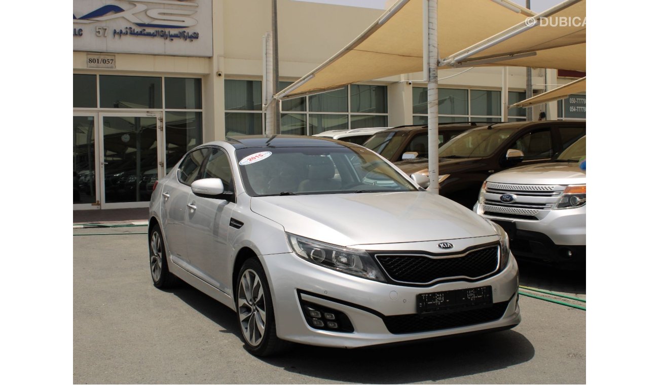 Kia Optima ACCIDENTS FREE - FULL OPTION - GCC - 2 KEYS - CAR IS IN PERFECT CONDITION INSIDE OUT