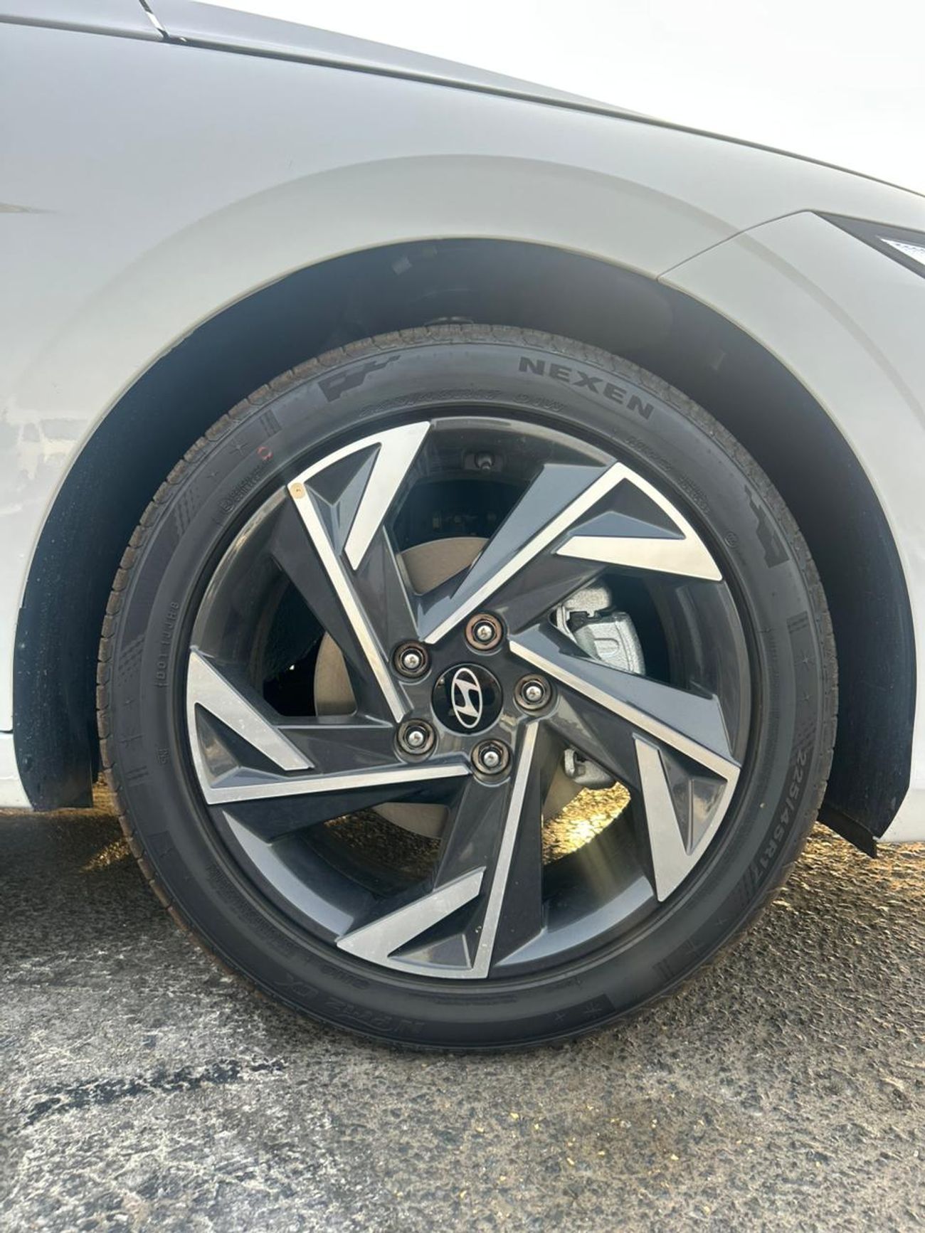 هيونداي إلانترا Hyundai Elantra ELITE | 1.5L PETROL | SUNROOF WITH LEATHER | CHINESE SPECS