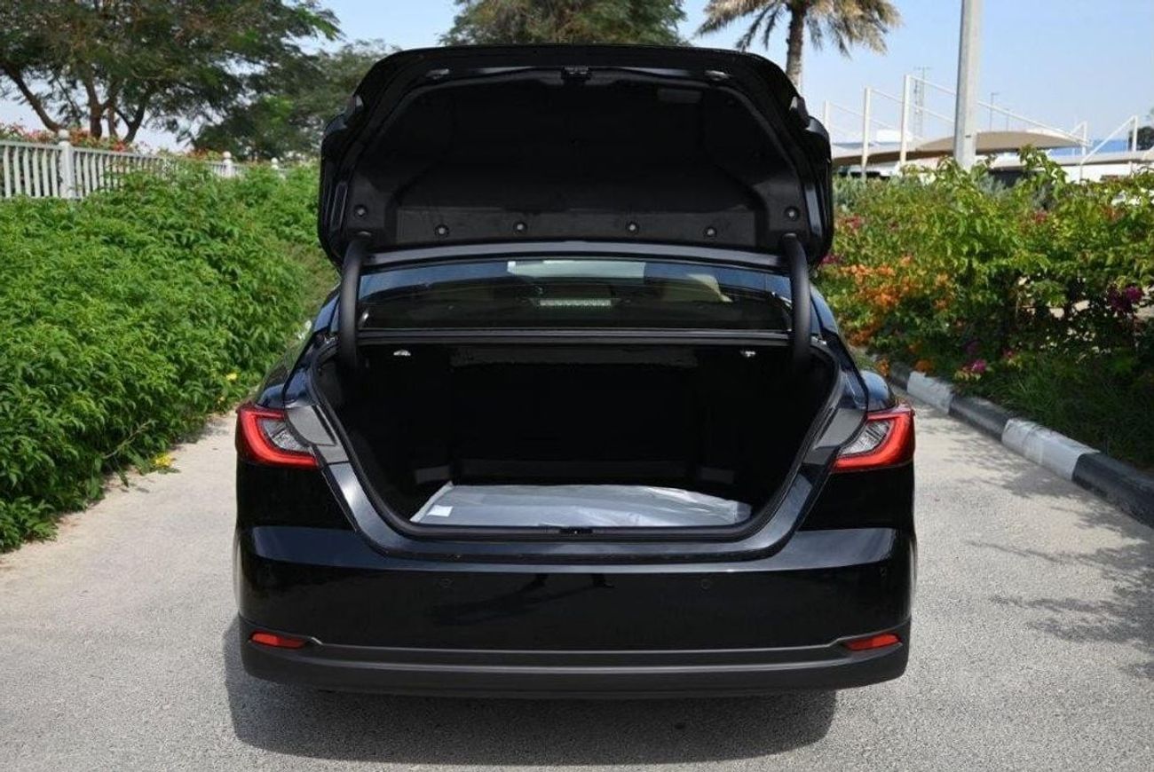 Toyota Camry 2025 TOYOTA CAMRY LE HYBRID 2.5L AT