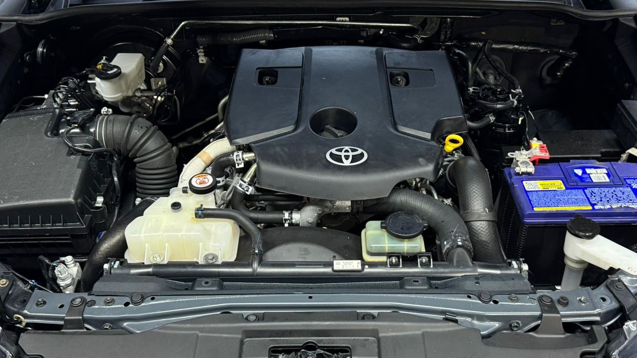 Toyota Hilux Diesel 2.8 Liter Right Hand Drive Automatic Push Start