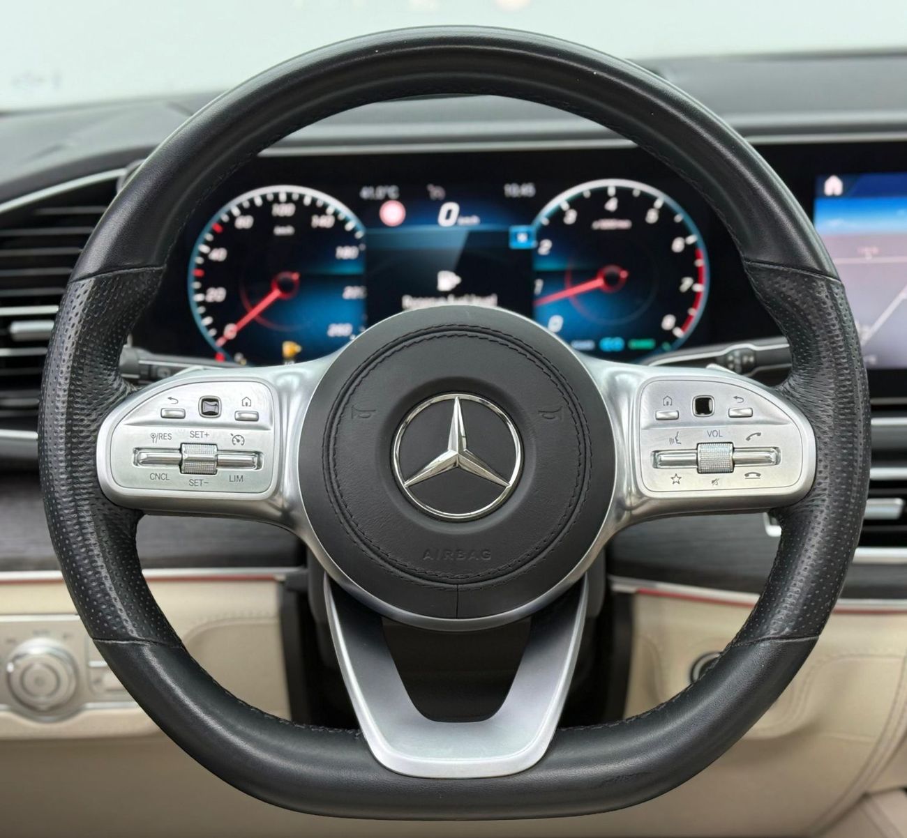 Mercedes-Benz GLS 450 Premium + 3.0L (367 HP) 2020 Mercedes Benz GLS450 4MATIC, Warranty, Full MB Service History, 7 Seate