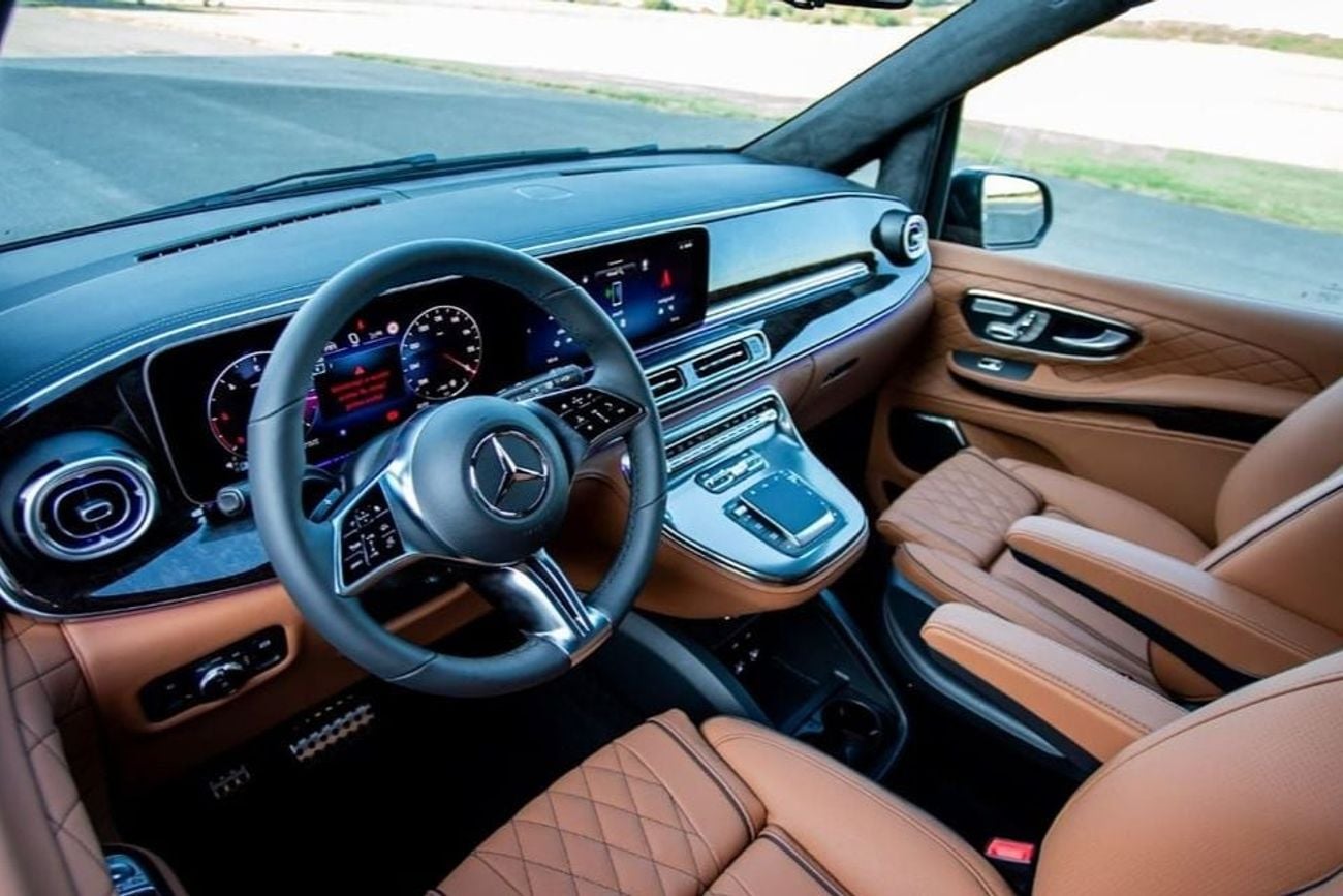Mercedes Benz V300 Senzati® Jet Class® Oryx Edition® 6 Seat Saddle Brown Leather