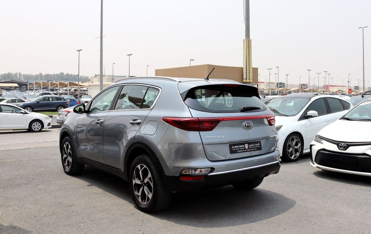 Kia Sportage EX ACCIDENTS FREE - GCC - ORIGINAL PAINT - 2 KEYS - PERFECT CONDITION INSIDE OUT