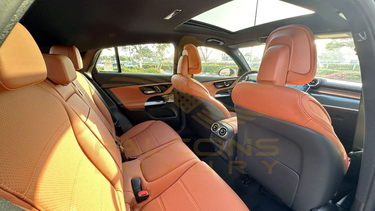 مرسيدس بنز GLC 300 2026 Mercedes-Benz GLC Coupe GLC 300 AMG 4MATIC - Korean Specs