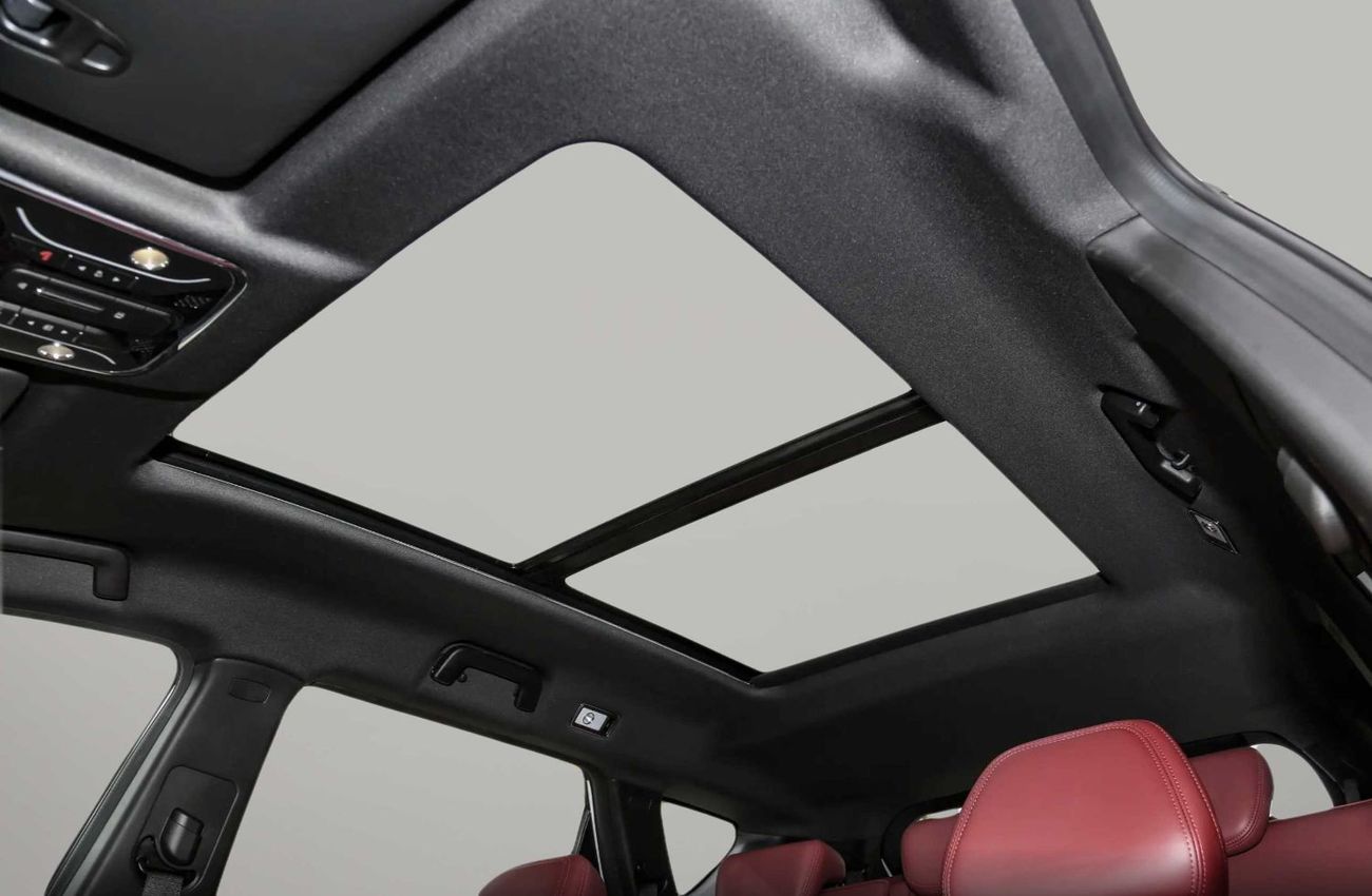 جيتور X70 Jetour X70 Plus 1.5T- 2024 | Brand New | White & Black Color Available - Export