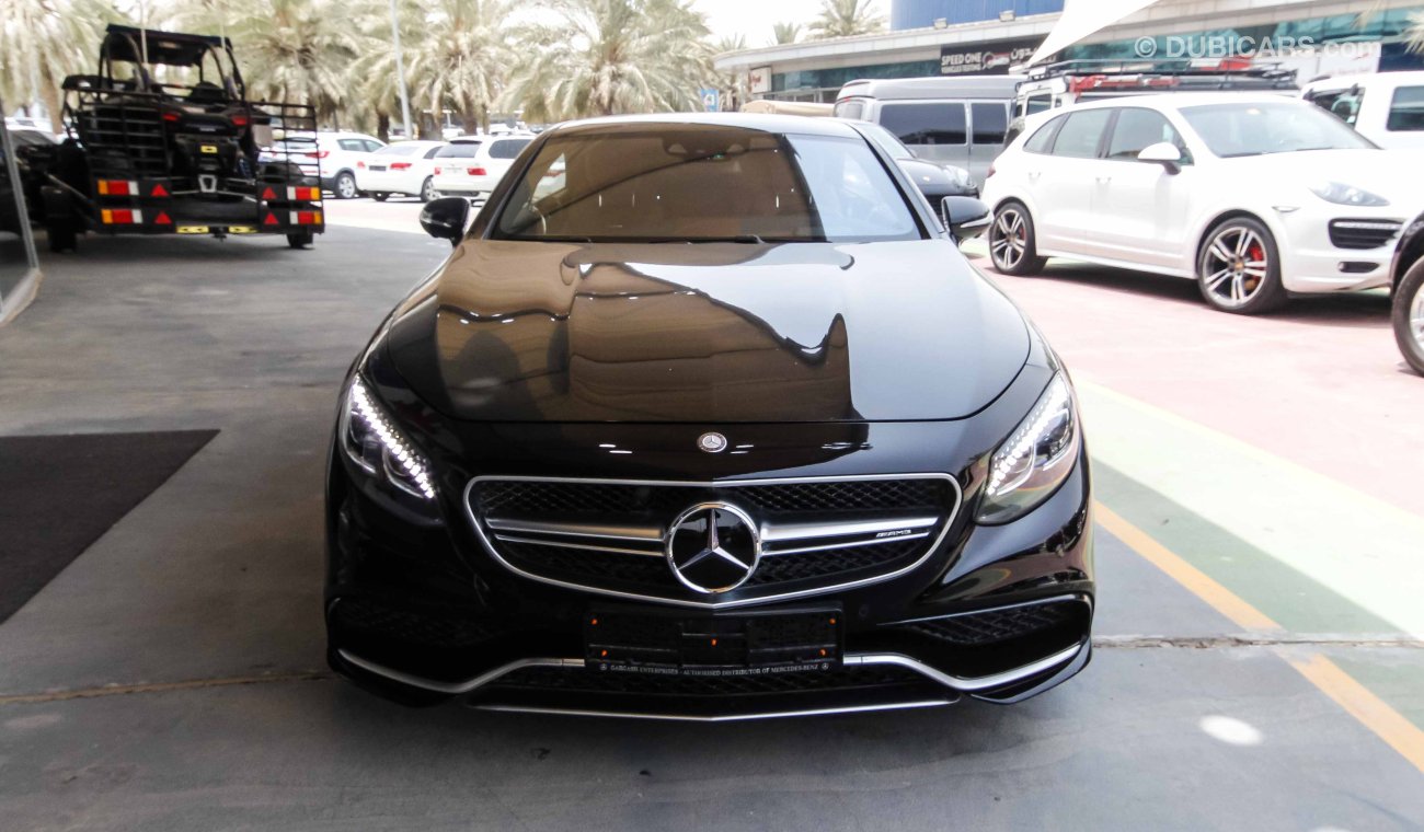 مرسيدس بنز S 63 AMG كوبيه 4 Matic