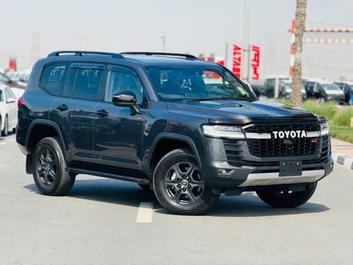 تويوتا لاند كروزر Lc300 GR sports, Brand new RHD
