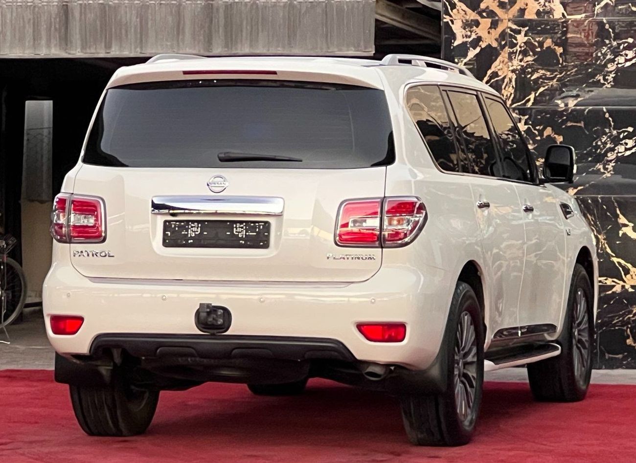 Nissan Patrol SE Platinum 5.6L