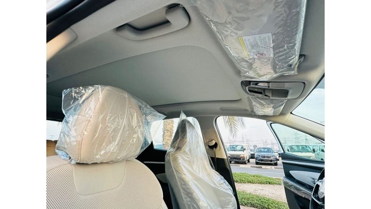 Hyundai Tucson Hyundai Tucson 1.6-TURBO WITH PANORAMIC ROOF, FOR EXPORT COLOR WHITE MODEL 2024 AUTOMATIC TRANSMISSI