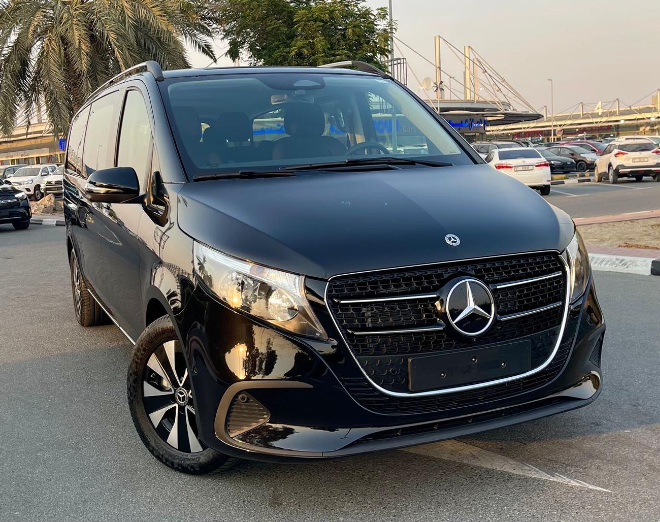 Mercedes-Benz V 300 5 years Warranty 2025 GCC