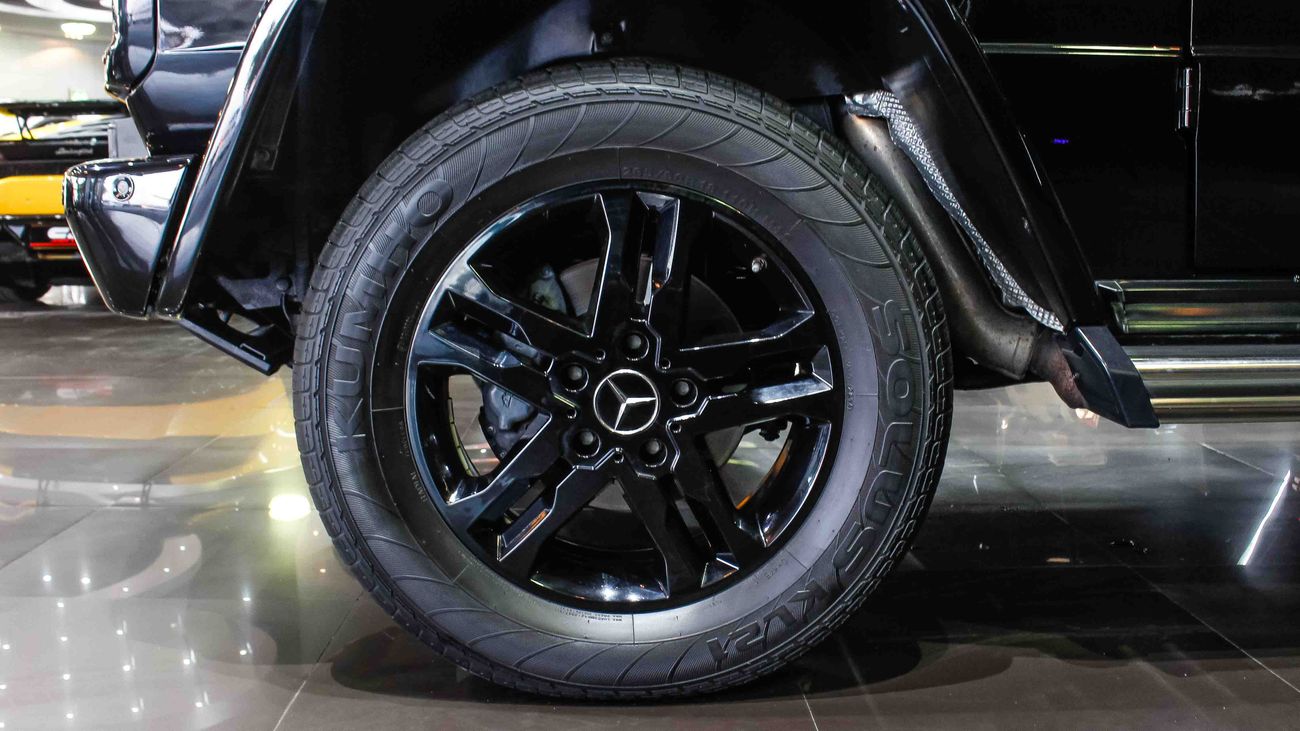 Mercedes Benz G500