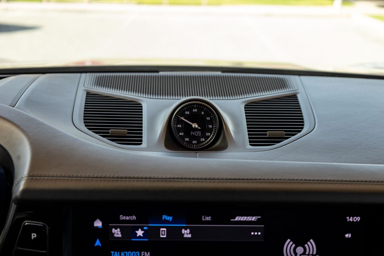 بورش كايان Base Coupe