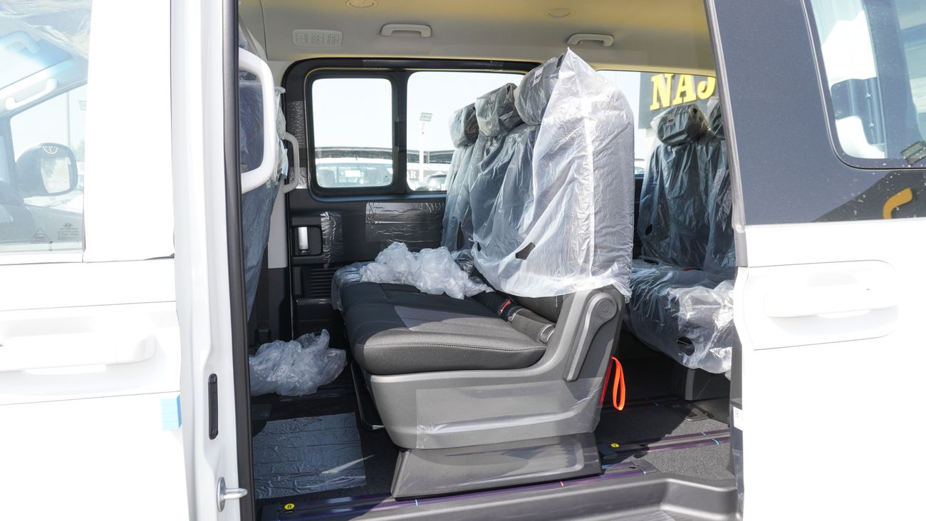 Hyundai Staria 3.5 L V6