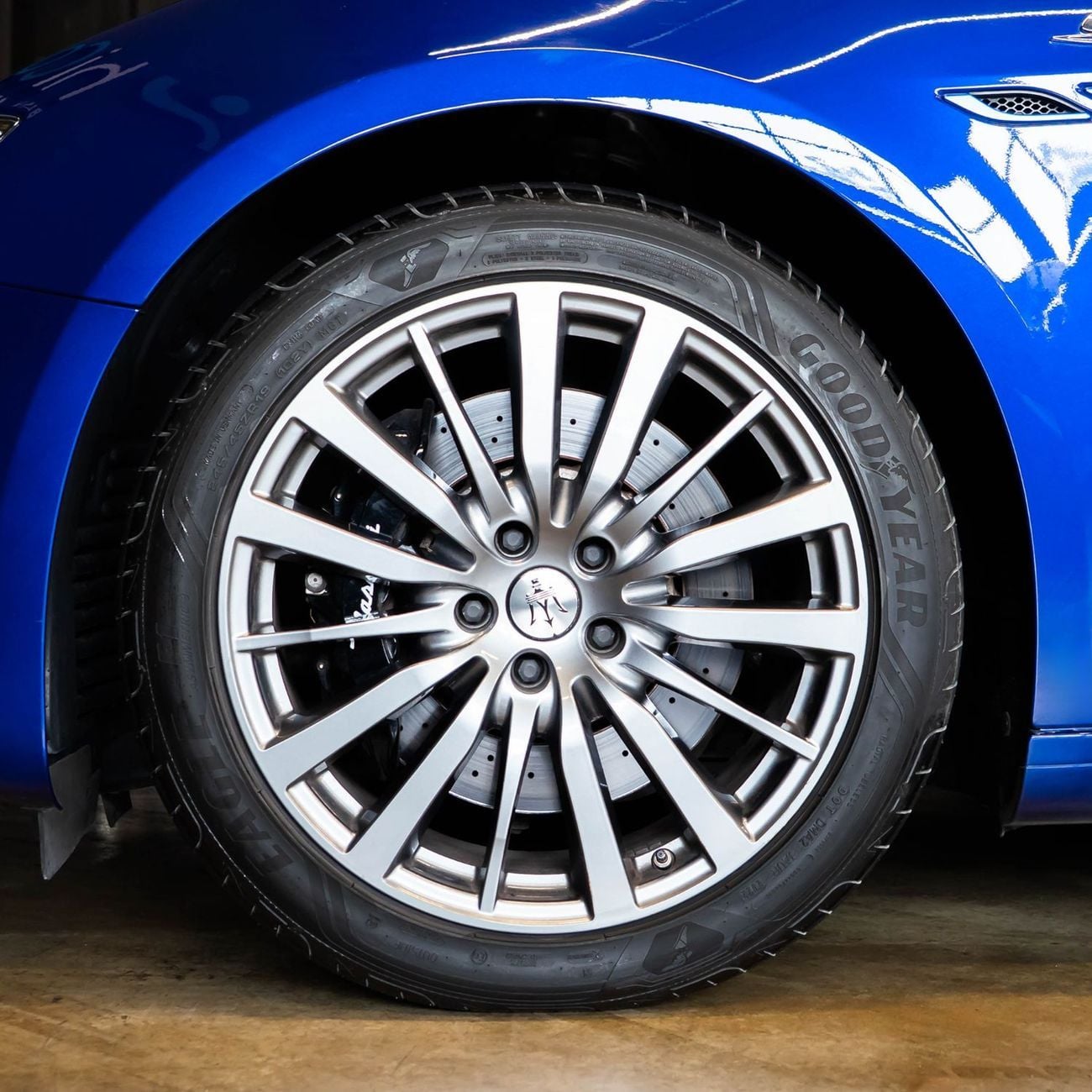 Maserati Ghibli GT AED 2,778 P.M • 0% Downpayment •  Maserati Ghibli GT Hybrid • 1 Year Warranty