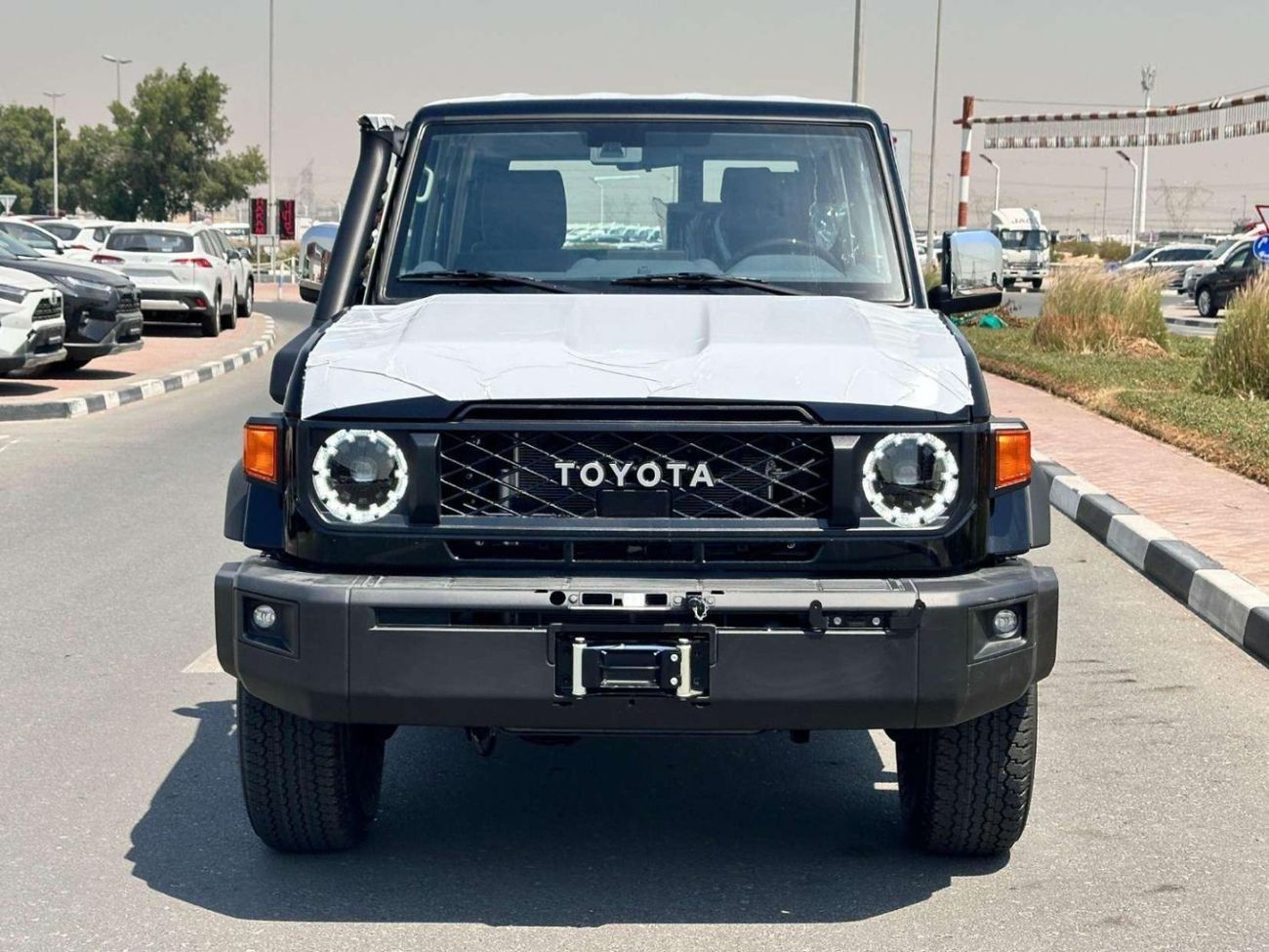 Toyota Land Cruiser 70 TOYOTA LAND CRUISER 76 4.0L 5DOOR 4WD SUV 2025