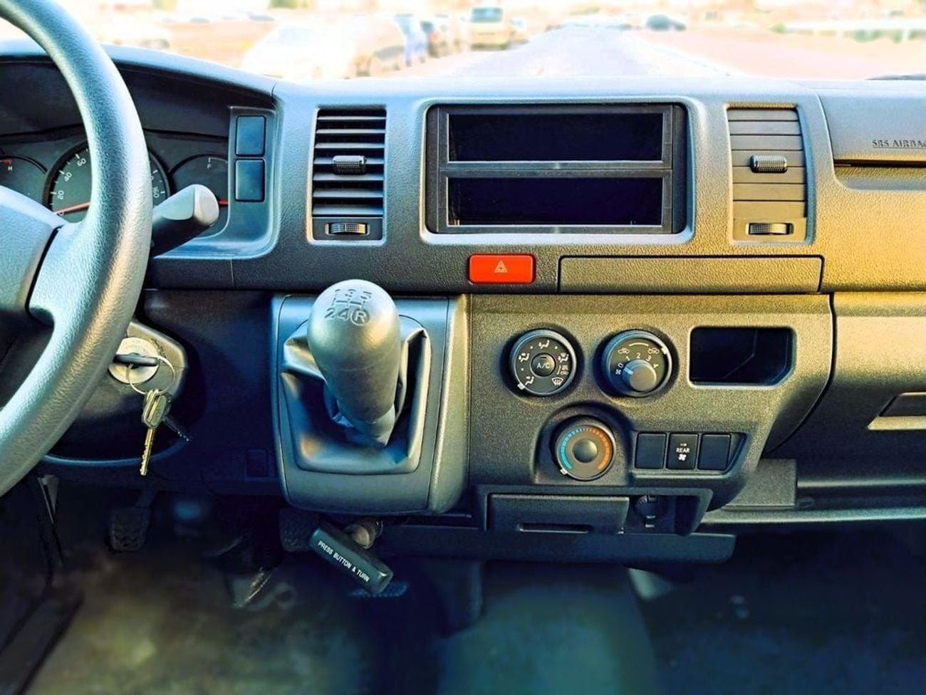 تويوتا هاياس GL TOYOTA HAICE STD ROOF CARGO 2.5L DIESEL M/T 2024 MODEL