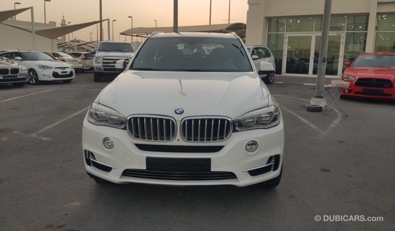 BMW X5 Bmw X5 model 2014 GCC car prefect condition full option low mileage panoramic roof leather seats bac