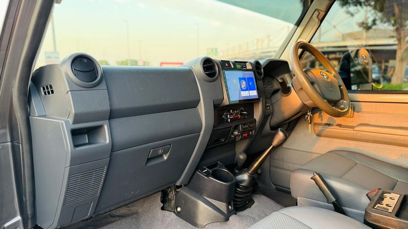 تويوتا لاند كروزر بيك آب MODIFIED TO 2025 MODEL | SINGLE CAB | MANUAL TRANSMISISON | 4.5L | RHD | SPORTS BAR