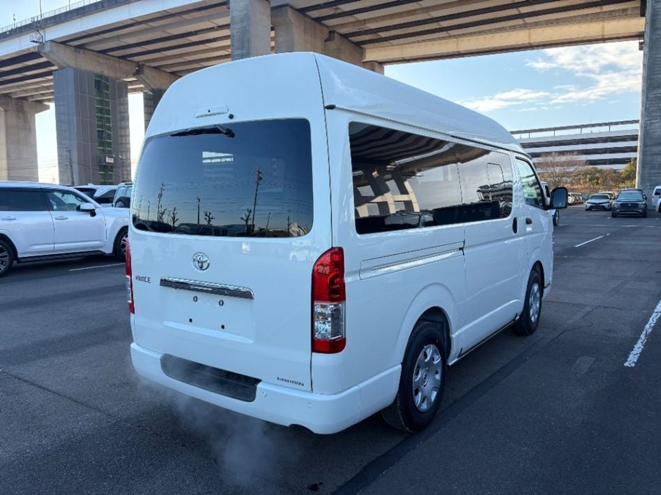 تويوتا هاياس 2026 TOYOTA RHD HIACE LONG VAN 2.0L PETROL DX-GL PACKAGE BRAND NEW 0KM