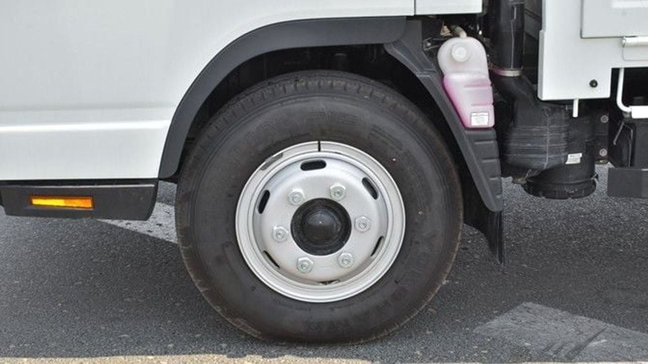 Mitsubishi Fuso Canter Mitsubishi Fuso canter 4.2L 100 ltr  No ABS model 2026 Diesel