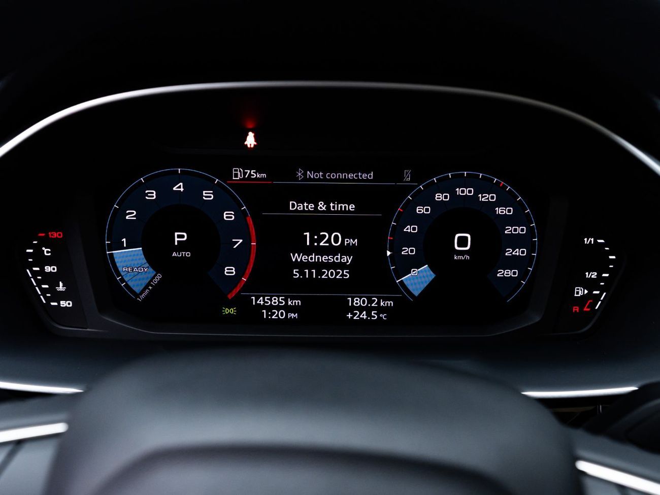 Audi Q3 35 TFSI S Line 1.4L 2024 Audi Q3 35TFSI, 2029 Audi Warranty + Service Contract, Low KMs, GCC