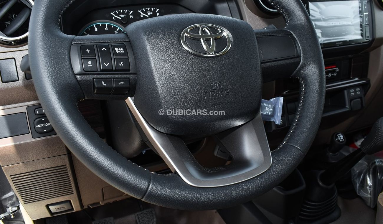 Toyota Land Cruiser Pick Up 4.0L V6 Petrol Single Cabin  M/T
