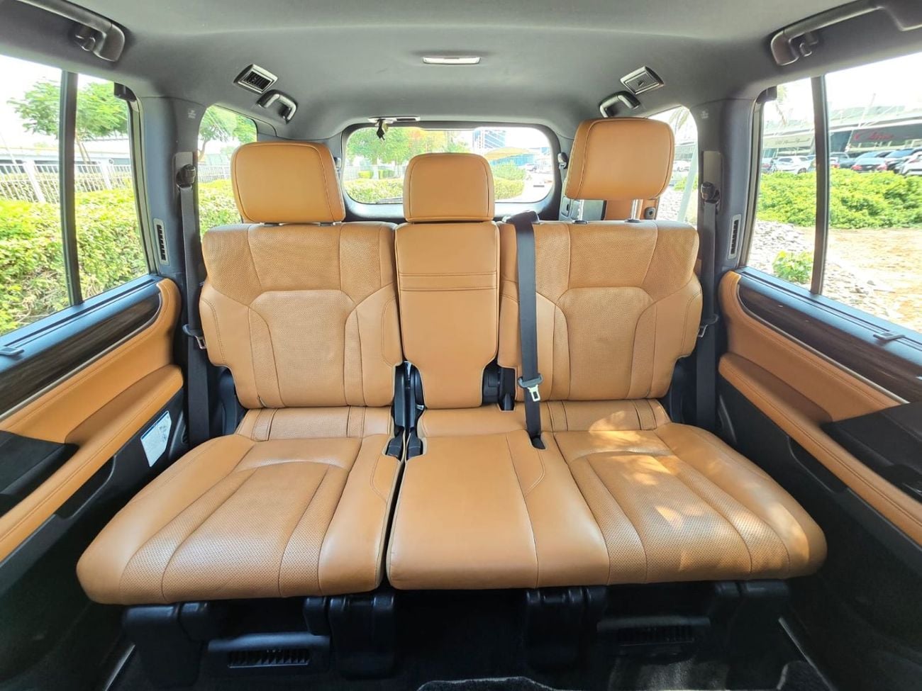 لكزس LX 570 SIGNATURE