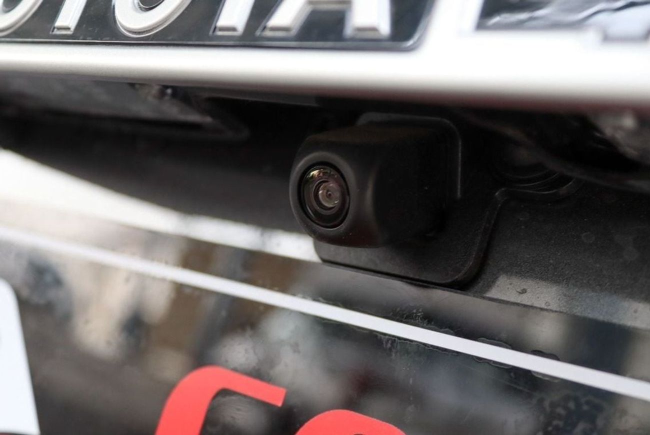 Toyota Land Cruiser 70 2025 TOYOTA LAND CRUISER GRJ 76 4.0 V6 AUTO - **التصدير فقط خارج الخليج**EXPORT ONLY** 40 ANNIVERSAR