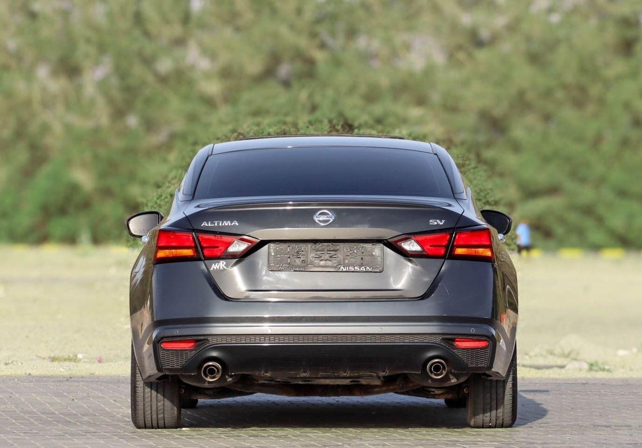 نيسان ألتيما 2.5 SV Nissan Altima 2.5L 2021 original paint GCC  accident-free in excellent condition 1076 P.M