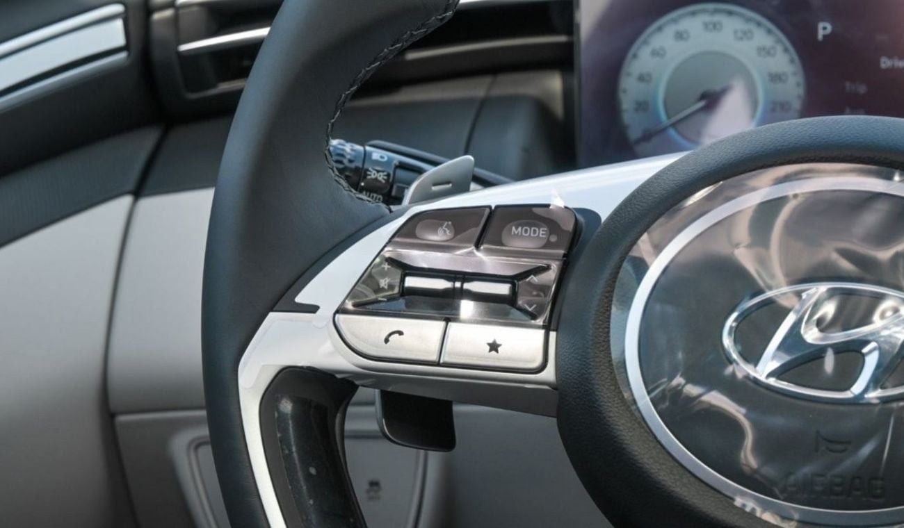 Hyundai Tucson Brand New Hyundai Tucson For Export 1.6L Petrol FWD |Grey/Black | 2024 | N-TUC-P-1.6-24 |