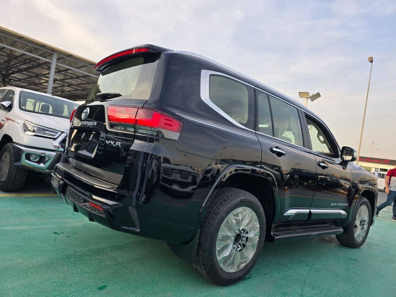 Toyota Land Cruiser TOYOTA LAND CRUISER VXR+ OMANI SPECS 2026 MODEL