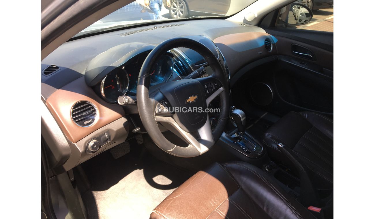 شيفروليه كروز نحن نقدم : * خدمات تمويل السيارات على البنوك * ضمان ممدد * خدمات التسجيل / التصدير