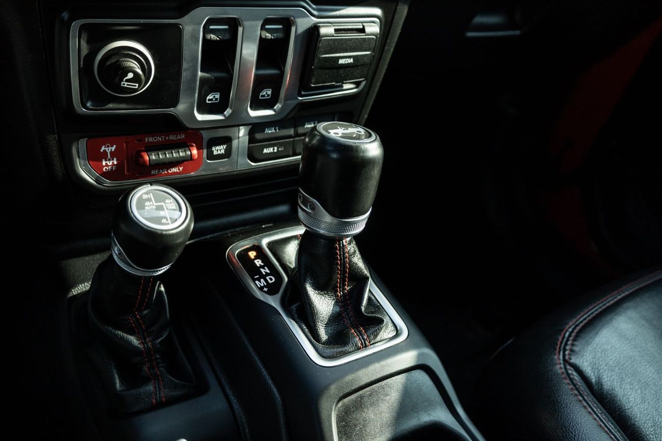 Jeep Wrangler Rubicon 3.6L A/T (5 Seater)