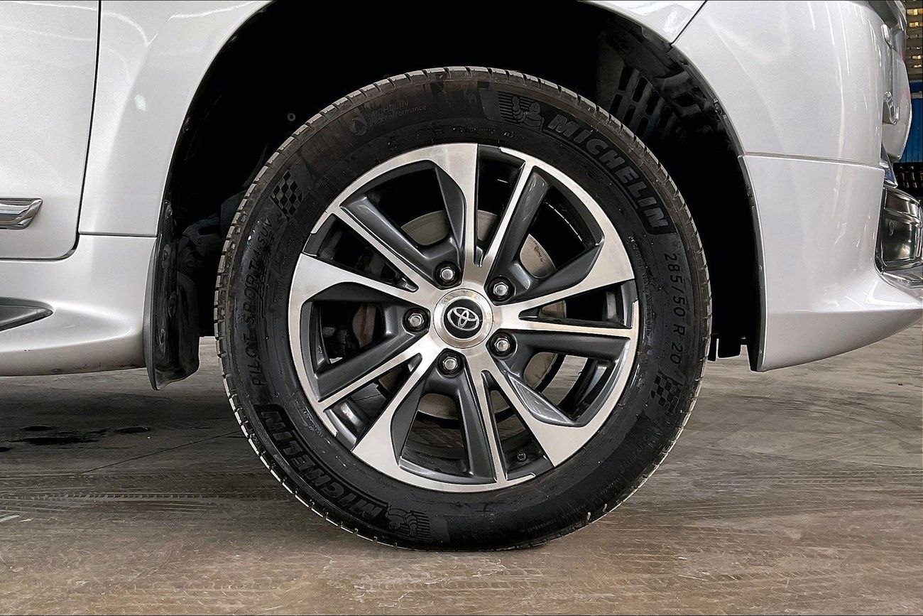 Toyota Land Cruiser VXR | upto AED 20,000 Ramadan Discount | Guaranteed Warranty | 0 Down Payment