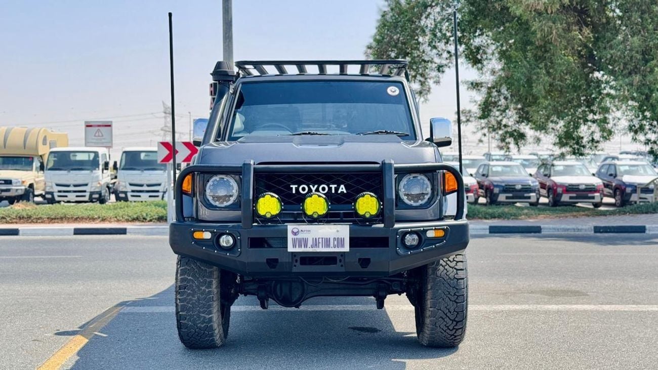 تويوتا لاند كروزر بيك آب -