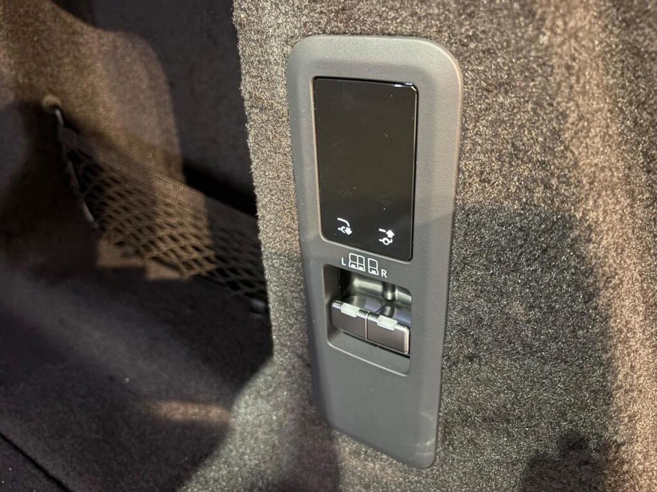 لاند روفر رينج روفر سبورت 4.4 P635 V8 MHEV SV Auto 4WD Euro 6 (s/s) 5dr (EXPORT ONLY) Right Hand Drive