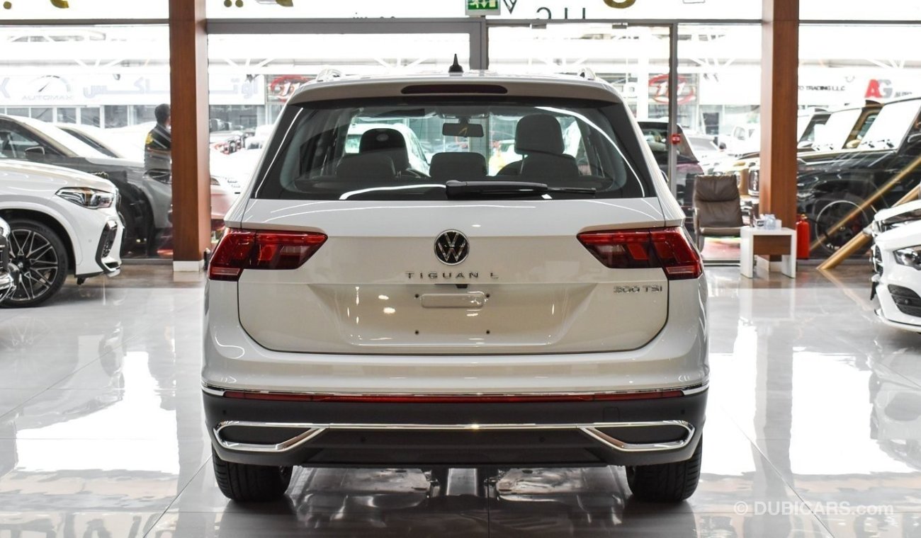 Volkswagen Tiguan VOLKSWAGEN TIGUAN 300 TSI 2WD | 2023